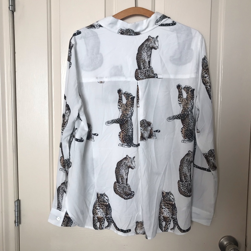 Jane + Delancey Leopard Print White Shirt Size Large - Picture 2 of 8